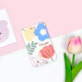 Tarjetero deslizante con bonito diseño floral, ideal para tarjetas de estudiante y acceso. - Flor Cuatro Hojas Una Flor / Sin Accesorios