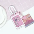 Pink social media style shaker card holder with coil lanyard and cute insert photo card. - Kitty (Pink Border) / White Spring Rope + Pink Chain Heart Pendant