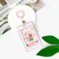 Portabadge trasparente rosa con portachiavi e custodia protettiva per carte a tema fragola - Fumetto Stella - Griglia Rosa Floreale / Portachiavi in Pelle Rosa / Rosa