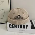Retro washed mountain embroidery miki hat, casual streetwear dockser cap for spring and summer. - M (56-58cm) / Off White