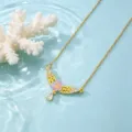 Vergulde zirkonia halsketting met roze bloemhanger en delicate fijne ketting. - Roze Bloem Halsketting