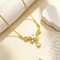 Verguld zirkonia bloem hanger ketting, minimalistische en elegante damessieraad item. - Witte Bloem Halsketting