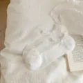 Chaussettes invisibles en soie de cristal blanche avec bordure en dentelle, chaussettes d'été. - Taille Unique / Blanc