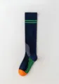 Vue détaillée des chaussettes de compression sportives avec points antidérapants et pointe. - 37-40 / Bleu Marine
