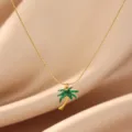Collana con ciondolo a palma d'oro minimalista con smalto verde, dettaglio stile spiaggia. - Stile Cocco Smalto Verde (N07985G)