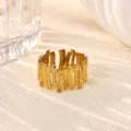 Stainless steel 18K gold plated open ring, minimalist textured vertical stripe finger jewelry. - 3D Vertical Stripe Style (JZ9688G)