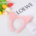 Joli serre-tête oreilles de chat en peluche rose pour femmes, doux cerceau de cheveux d'hiver. - Rose