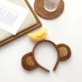 Bandeau d'oreilles de singe en peluche mignonne avec banane, accessoire de cheveux doux. - Style 4