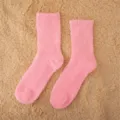 Rosa flauschige warme Wintersocken aus Korallenfleece, weiche Pluesch Haussocken fuer Damen. - Einheitsgröße / Rosa