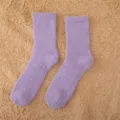 Détail chaussettes douillettes corail polaire, chaussettes nuit violettes chaudes pour intérieur. - Tailles 39-44 / Mauve Clair