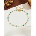 Collana in acciaio inossidabile dorato con perle di cristallo verde irregolari e cubi dorati. - Cavigliera Quadrata con Perline Colorate Verdi / Oro