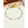 Elegante bracciale catena in acciaio inossidabile dorato e pietra verde, gioiello moda. - Bracciale Quadrato con Perline Verdi / Oro