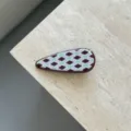 Braune mintgrüne Rautenmuster Haarspange Detail, elegante tropfenförmige Haar-Accessoire Nahaufnahme - Braun Kariert Entenclip