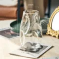 Transparante glazen vaas voor moderne huisdecoratie, elegante onregelmatige vorm 27cm hoog. - Groot Transparant
