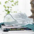Modern transparent glass vase, wave geometric fluted floral container for home decor - Small Foot Style Vases (Transparent)
