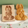 Handcrafted beech wood cookie mold with a cute rabbit design for creative baking - 坐立兔子款式 / 10x8x2cm