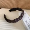Koreanischer Retro brauner floraler gedrehter Haarreif für Damen, Herbst Haarschmuck Detail. - Kaffee Blumig