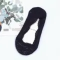 Calze invisibili in pizzo nero da donna con fondo in cotone morbido e antiscivolo. - Taglia unica / Nero