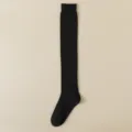 Calze alte nere sopra il ginocchio, calzettoni lunghi invernali in maglia, stile casual elegante. - Taglia unica / Nero
