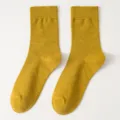 Herren Senfgelb Baumwolle Mittlere Socken atmungsaktive einfarbige Frühlingssocken SKU. - Einheitsgröße / Kurkuma