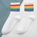 Comodi calzini donna tubo medio primavera estate righe arcobaleno cotone streetwear - Taglia unica / Righe spesse bianche