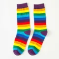 Chaussettes femme rayées arc-en-ciel colorées, coton doux mi-mollet mode tendance. - Taille unique / Bord-côte violet