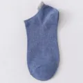 Comfortable blue short ankle socks for men and women, solid color thin boat socks variant. - One Size / Blue