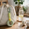 Green fitness grip ring keychain pendant, lightweight portable decompression bag hanging ornament. - Green