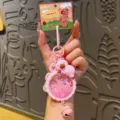 Niedlicher rosa Kapibara Flüssig-Treibsand Schlüsselanhänger Acryl Taschen Anhänger Geschenk. - Cartoon-Wasserschwein mit Blasenperlen - Rosa