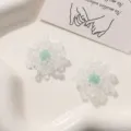 Kristall Perlen Blume Zubehör Detail, handgemachte gewebte Perlenkomponente, feiner Glanz. - Transparent