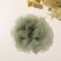 Accessorio variante fiore di rosa in organza trasparente verde chiaro per molletta - Verde erba