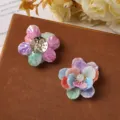 Hermosos pétalos de flores de acrílico degradado accesorios de joyería hechos a mano. - Multicolor