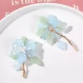 Accesorio de pelo flor magnolia resina azul hecho a mano detalle material artesanal DIY. - Magnolia / 1 Pieza / Azul
