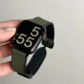 Siliconen lederen horlogeband magnetische lus vervanging compatibel met Apple Watch. - Mat - legergroen [magnetische zwarte gesp]