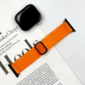 Cinturino per orologio in nylon elastico arancione compatibile con Apple Watch e Huawei. - Compatibile con Apple Watch 1-9/SE: 38/40/41mm - S10/S11: 42mm / Arancione