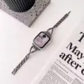 Cinturino per orologio sottile in metallo con strass incrociati compatibile con Apple Watch. - 20mm / Nero