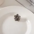 Piccola molletta per capelli a fiore carina mini accessorio per capelli brillante per donne - Nero