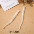 Primo piano di strisce di perle artigianali per fiori di scarpe e pendenti per borse DIY. - N. 9 Striscia Perlata Perla Artificiale