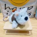 Simpatico portachiavi in peluche West Highland White Terrier, ciondolo per zaino cucciolo. - Cucciolo con maglione lavorato a maglia - Marrone