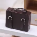 Miniatür Puppenhaus braune Leder Aktentasche Modell, süße BJD Tasche Reisekoffer Spielzeug. - Braun