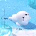 Mini statuetta foca in resina, simpatico accessorio per paesaggio di neve polare micro - Foca che si Alza