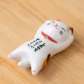 Japanische Keramik Winkekatze Staeabchenhalter Detail, suesse handbemalte Tisch Deko Figur. - Stil 5