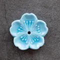 Soporte de cerámica para varillas de incienso flor de cerezo azul claro quemador de incienso - Azul cielo
