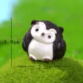 Miniatur schwarz-weiße Cartoon Eule Figur für Mooslandschaft Sukkulenten Pflanze Dekor. - Schwarze schläfrige Eule