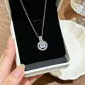 Exquisite Zircon Titanium Steel Round Pendant Necklace Fashionable Women Clavicle Chain Jewelry - Silver White Round Zirconia Necklace (D214)