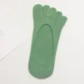 Green five-finger invisible boat socks for women, cute short cotton anti-slip sock variant. - One Size / 07 Green