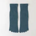 Comfortable mid-calf five toe socks for yoga and fitness, retro style, soft fabric. - One Size / Dark Green