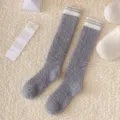 Graue Korallen-Fleece-Wadenstrümpfe mit kuscheligen weißen Streifen, ideal für den Winter. - Einheitsgröße / 03 Dunkelkhaki