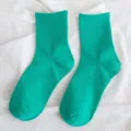 Calzini verdi da donna a tubo medio, comodi calzini casual in cotone per l'uso quotidiano. - Verde smeraldo