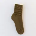 Calzini slouch verde oliva da donna, calze medie a costine in tinta unita stile giapponese. - Taglia unica / 12 Verde Militare